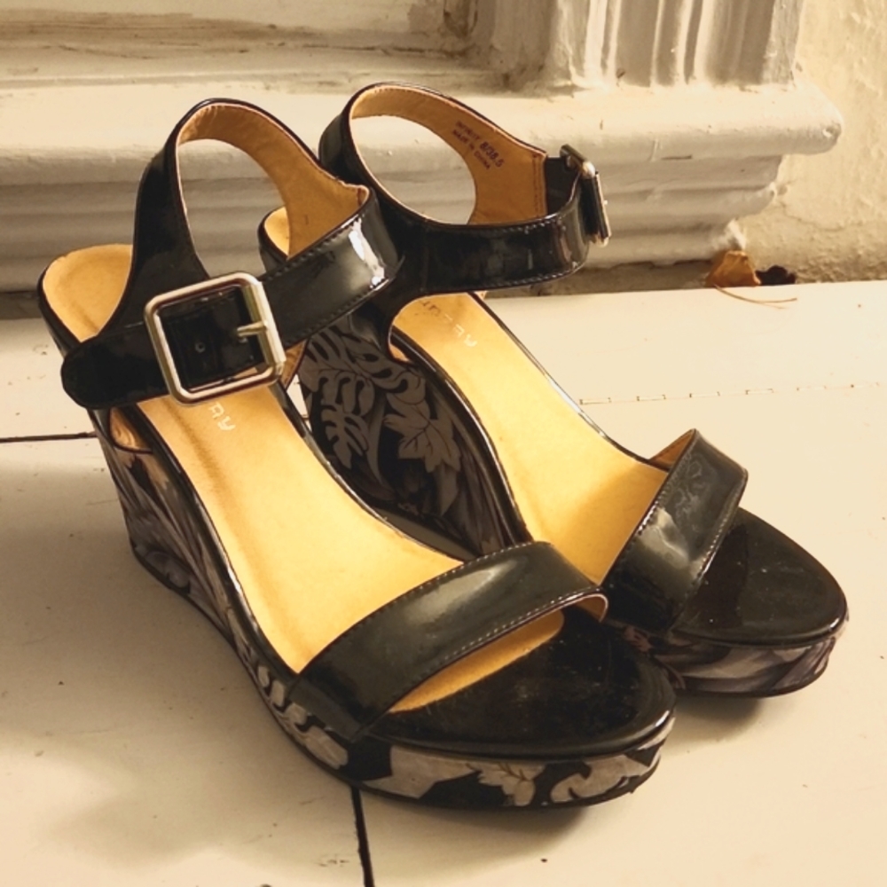 Black Floral Print Wedge Heels